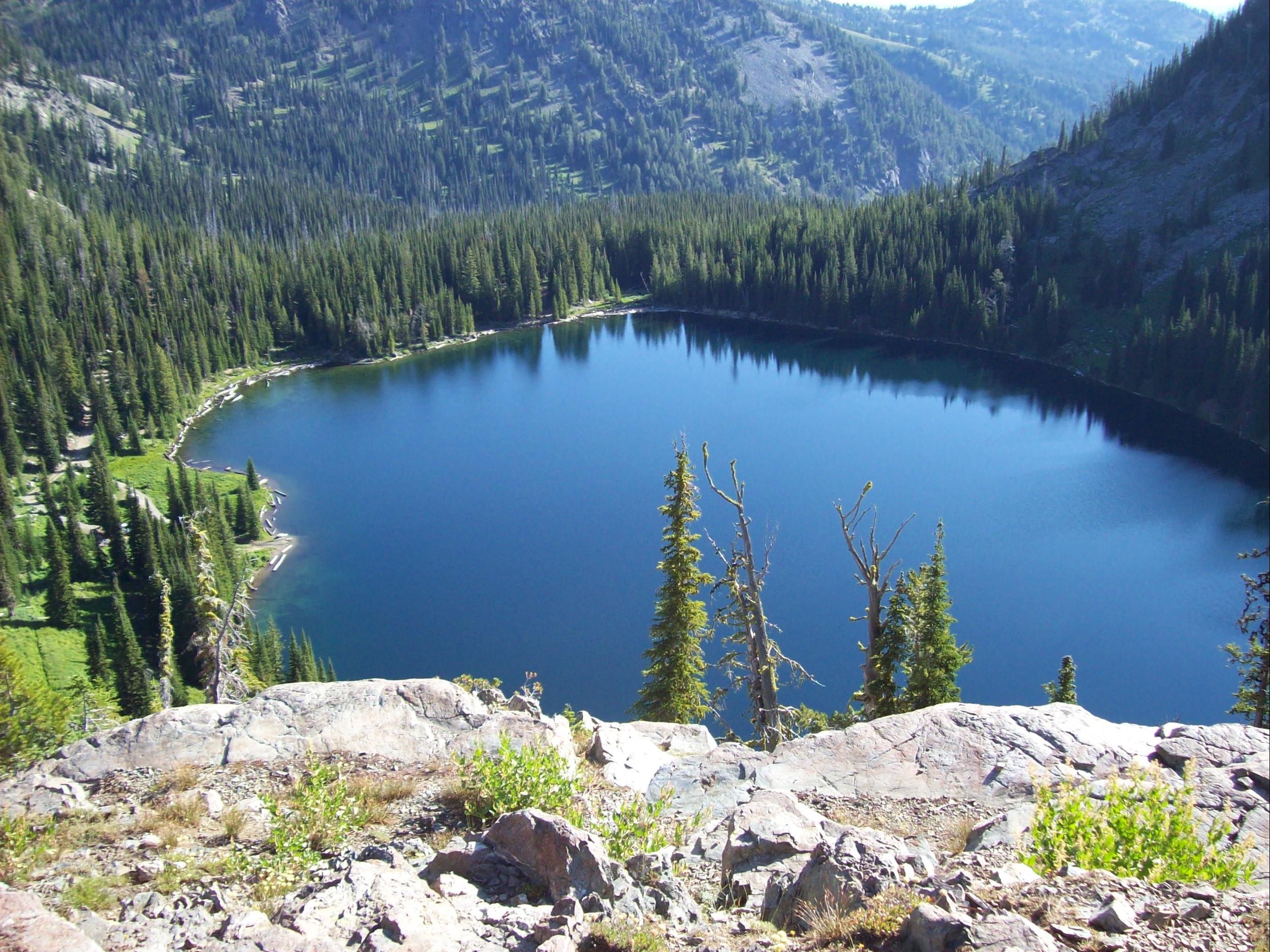 Best campgrounds near Council Idaho -Quail Hollow RV Park